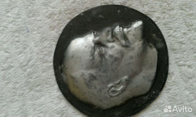 Настольная медаль