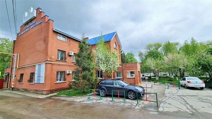 Сдам офисы в бц на кольце Земеца