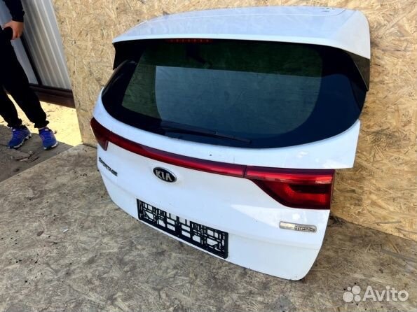 Крышка дверь багажника Киа Спортейдж 4
