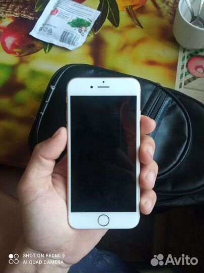 Продам айфон 6s