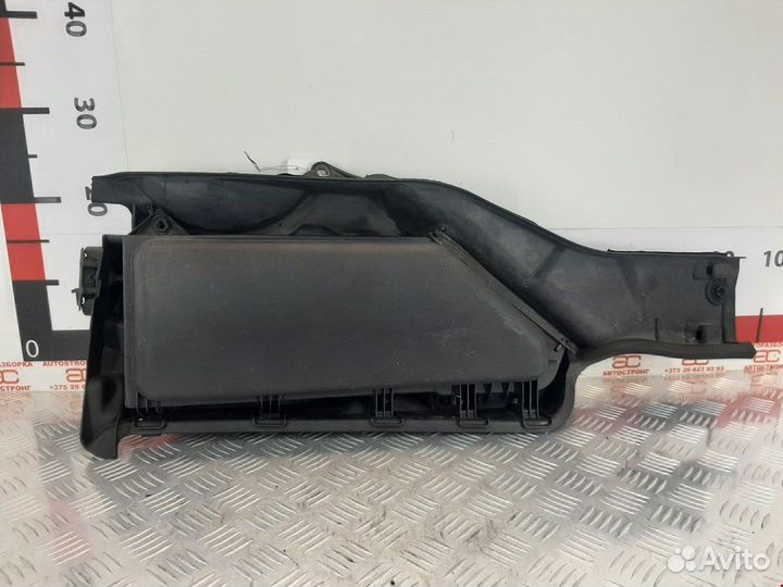 Корпус салонного фильтра BMW 5 E60/E61 рест. 2008