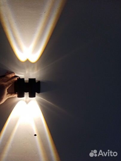 Настенные LED светильники уличные новые