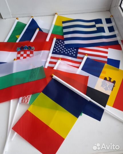 Комплект флагов 17 стран