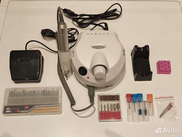 Новый аппарат для маникюра+фрезы 43 шт
