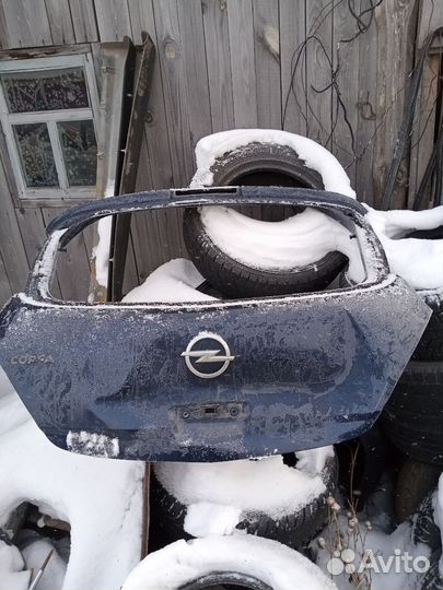 Дверь багажника Opel Corsa D