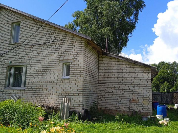 Коттедж 110 м² на участке 11 сот.