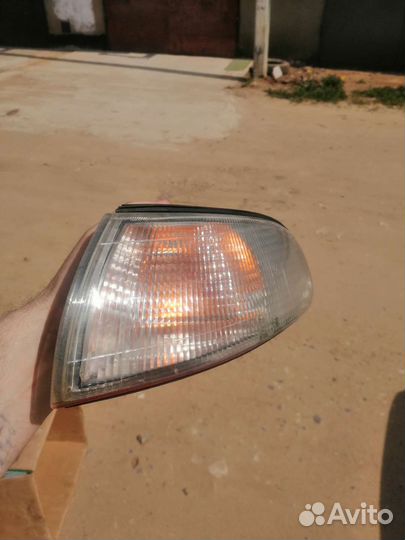 Поворотник mazda koito