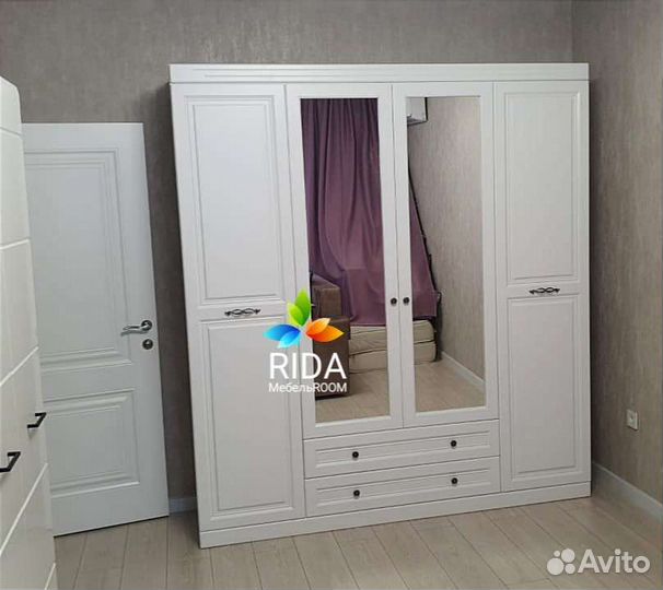 Шкаф четырехстворчатый, белый. мдф