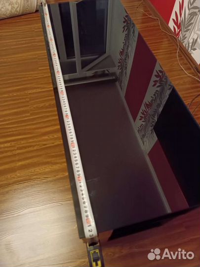 Стеклянная тумба