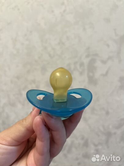 Пустышка tommee tippee