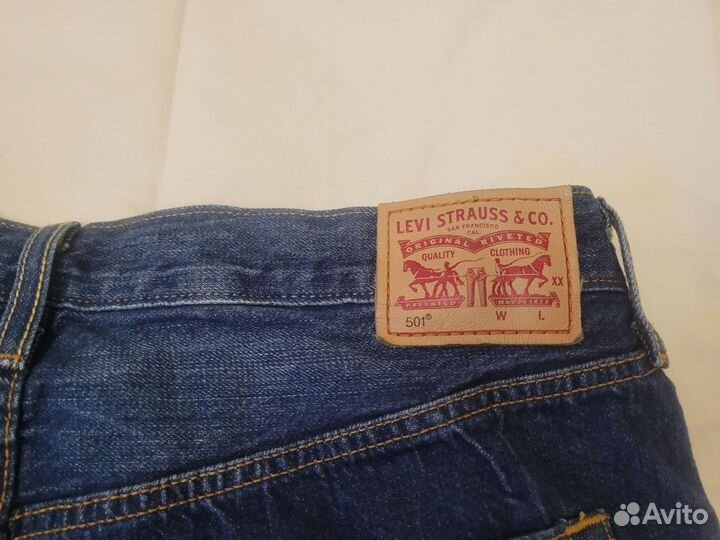 Джинсовые шорты Levis женские