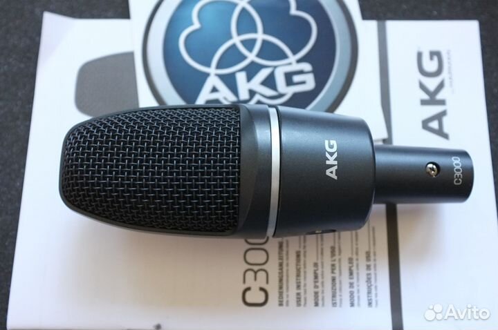 Конденсаторный микрофон AKG C3000