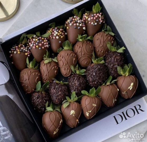 Клубника в шоколаде есть наличии