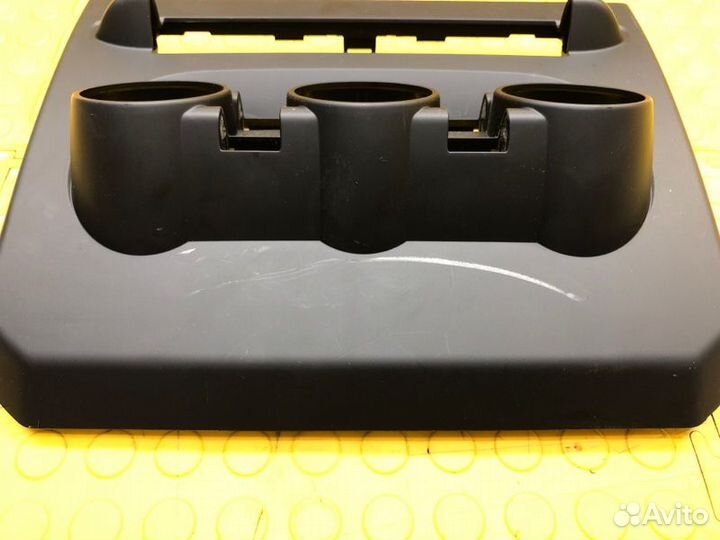 Декоративная накладка на торпедо Renault Duster