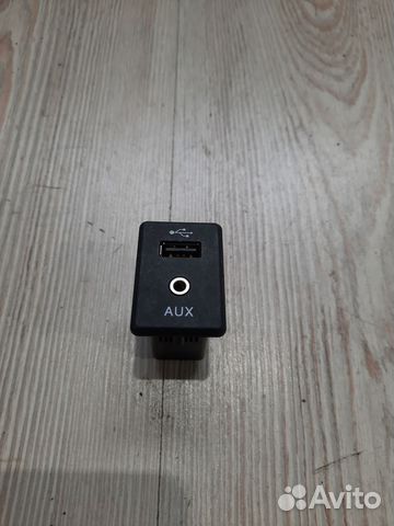 AUX USB разъем Nissan X-trail T32