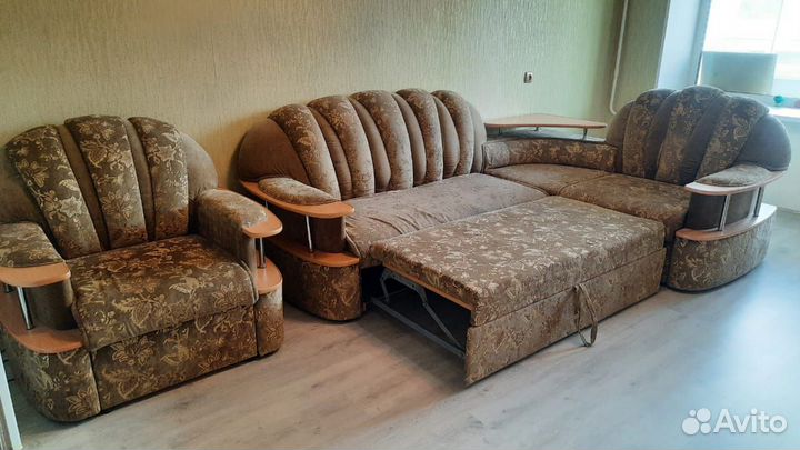 Диваны и кресло бу в хорошем состояние