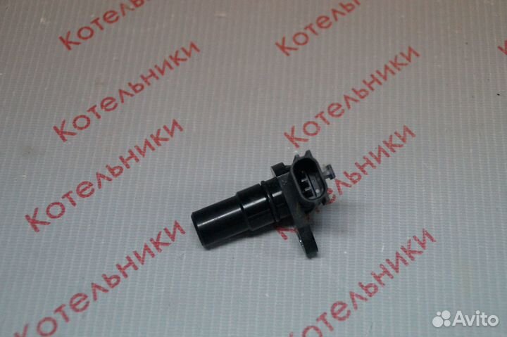 Nissan 31935-8E007 Датчик