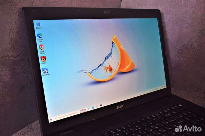 Ноутбук acer на Core i3-6006U/ 940M/ 17 дюймов