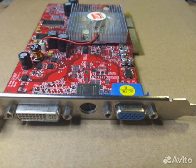 Видеокарта ATI Radeon 9600Pro 128 Mb AGP 8X