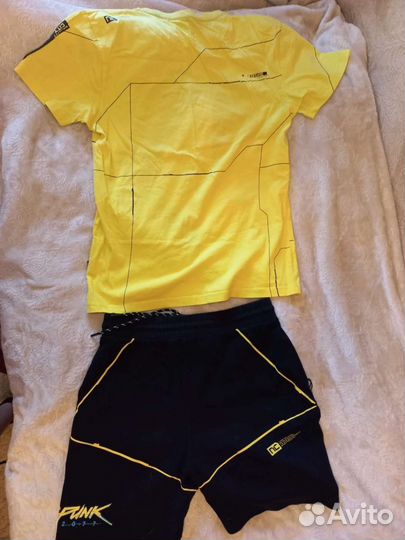 Продаю шорты и футболку из Cropp