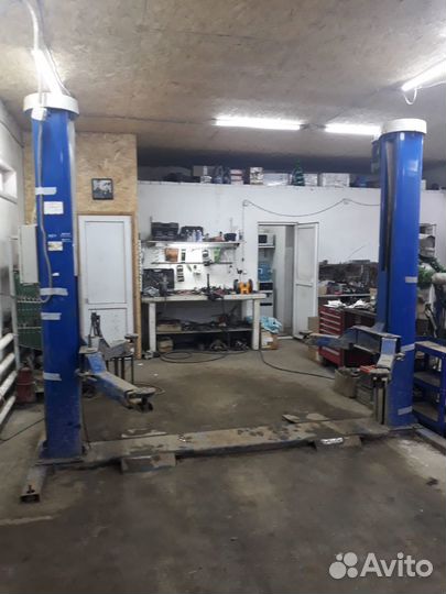 Двухстоечный подъемник