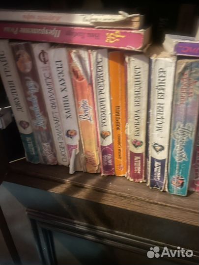 Женские детективы и любовные романы