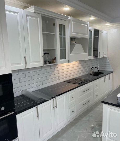 Прозрачная клеенка на обеденный стол