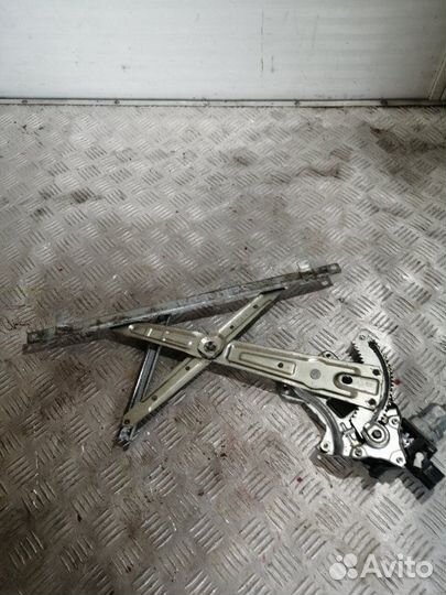 Стеклоподъемник передний правый Mitsubishi Lancer