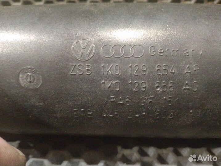 Патрубок интеркулера Volkswagen Passat CC