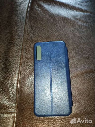 Чехлы на телефон