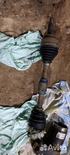 Привод правый в сборе Mazda 3 BK 1.6