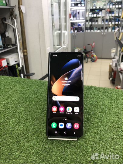 Samsung Galaxy Z Fold4, 12/256 ГБ