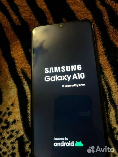Телефон Samsung galaxy a10