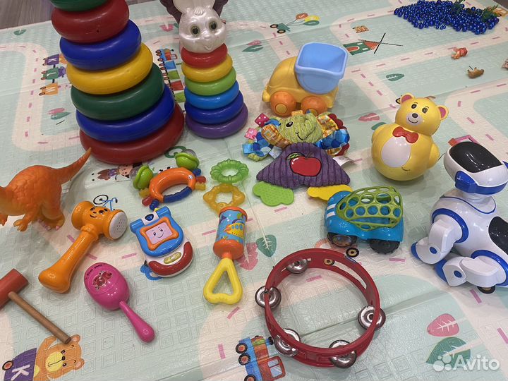 Игрушки для малышей пакетом