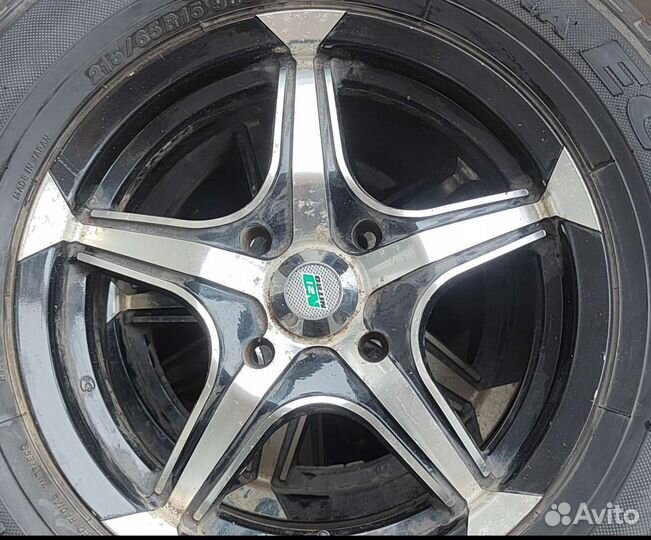 Yokohama DNA Ecos ES300 215/65 R15