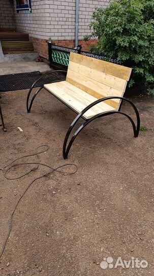 Скамейка садовая