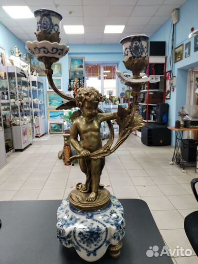 Подсвечник с ангелом бронза с фарфором. G&G
