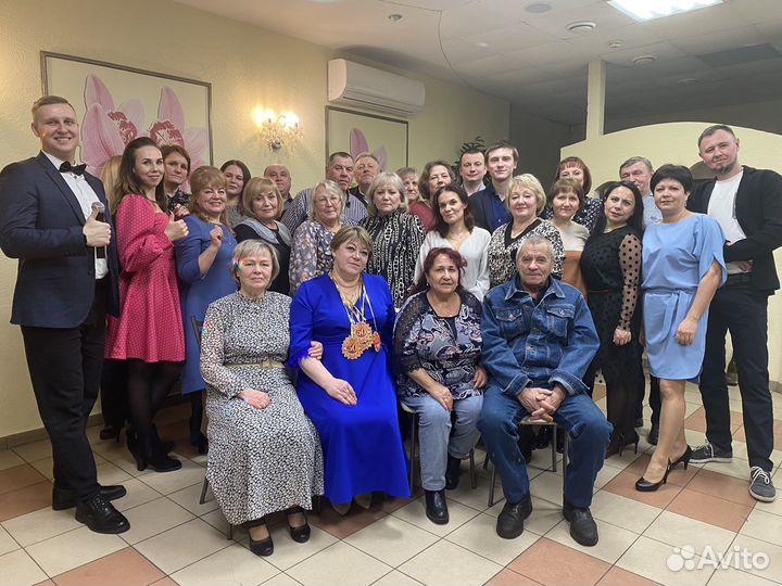 Ведущий на мероприятие