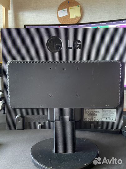 Монитор LG 17
