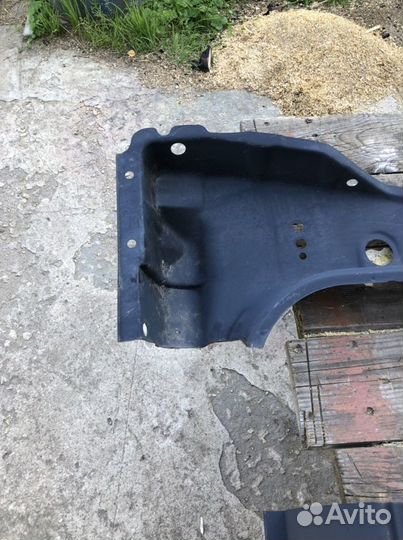 Стойка кузова land cruiser 100