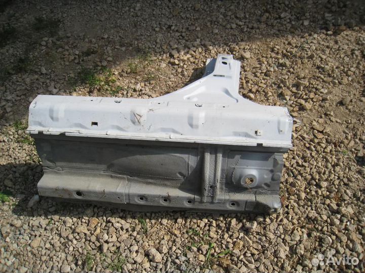 Стойка кузова левая Mitsubishi Outlander XL 2011