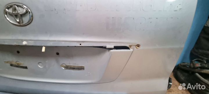 Крышка багажника Toyota Land Cruiser Prado 120