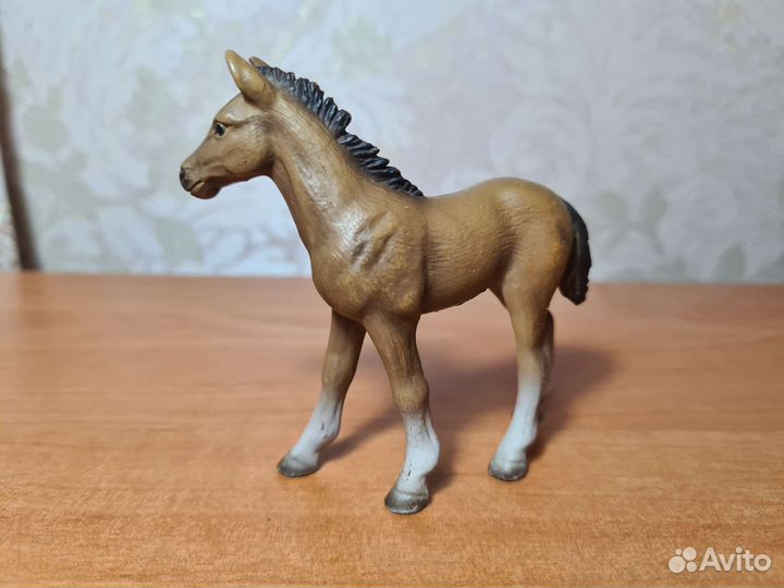 Лошадь шляйх schleich жеребенок