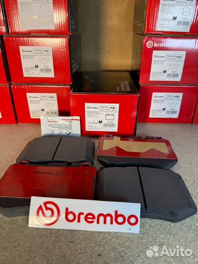Колодки тормозные передние Brembo P50120 Mercedes