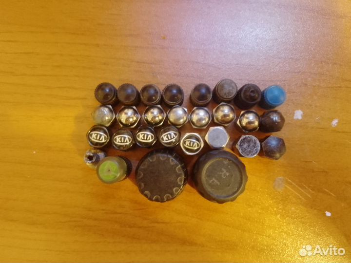 Продаю колпачки на нипель