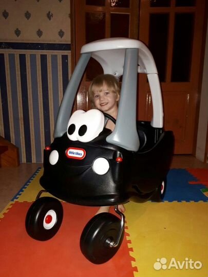 Машина-каталка Little Tikes