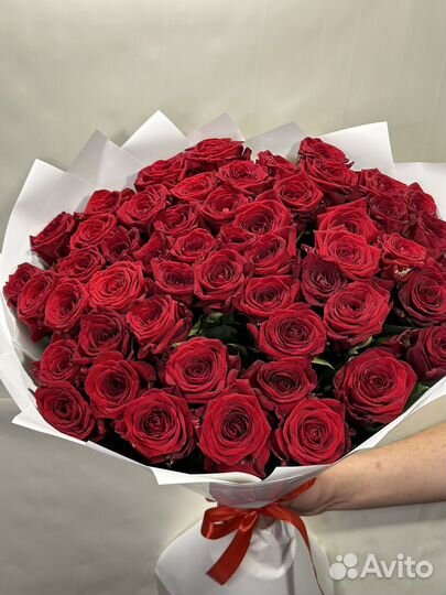 Красные розы