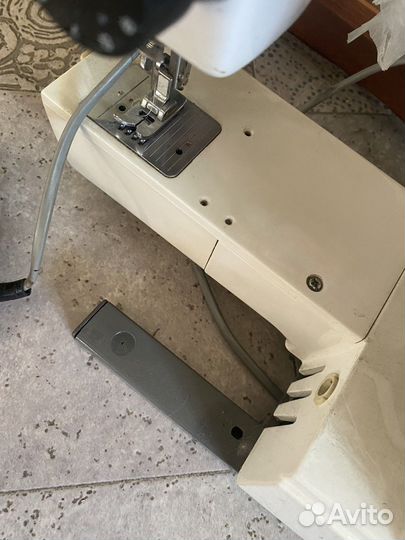 Швейная машина Brother