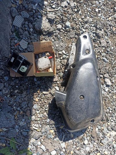 Продам запчасти на скутер хонда 34-35