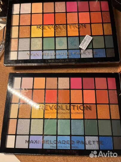 Палетка теней для век Makeup Revolution